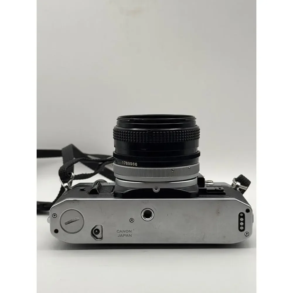 Canon AE-1 Program 35mm SLR Film Camera Manual Focus Vintage Camera Japan Used